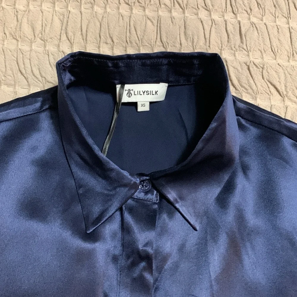 LILYSILK Women’s Basic Concealed Placket Silk Shirt Navy Blue XS Quiet Lux - Picture 8 of 15